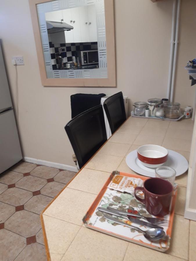 Apartamento 61 Winchester Exterior foto